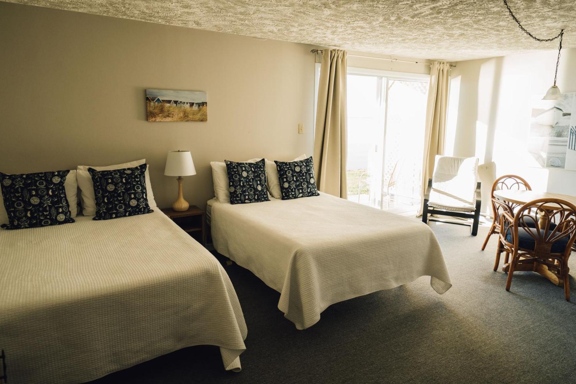 Auberge Sur Mer Notre-Dame-du-Portage Esterno foto