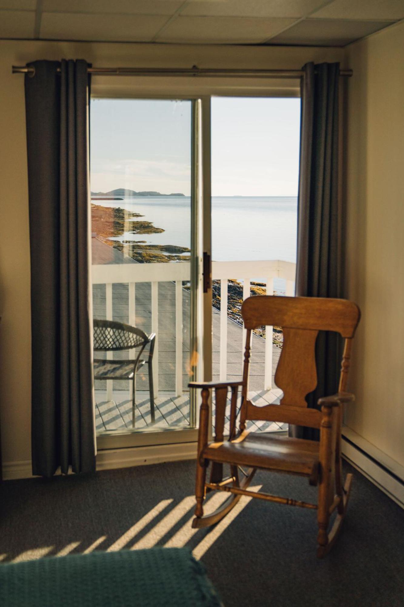 Auberge Sur Mer Notre-Dame-du-Portage Esterno foto