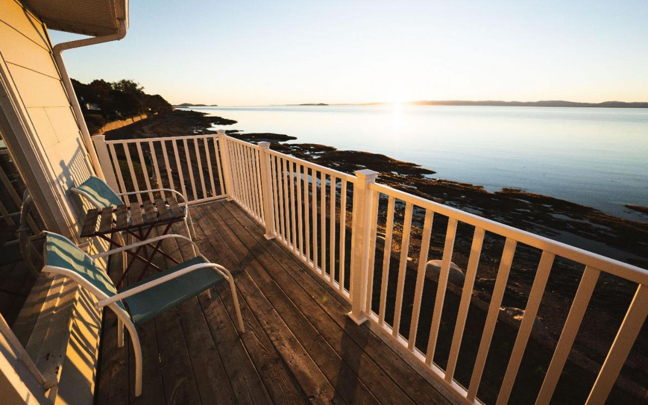 Auberge Sur Mer Notre-Dame-du-Portage Esterno foto